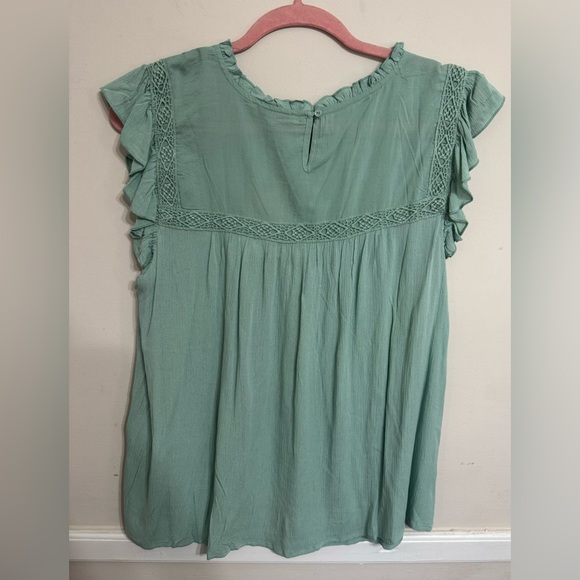 Democracy | NWT Cap Sleeve Mint Green Lace & Crepe Like High Neck Blouse | Large - Picture 4 of 7